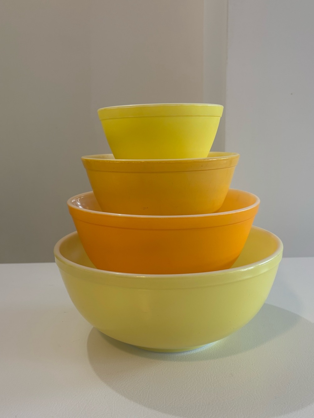 4 Vintage Pyrex Nesting Mixing Citrus Daisy Orange Yellow 401 402 403 404 Set